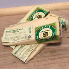 Load image into Gallery viewer, Rosemary Asiago