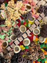 Load image into Gallery viewer, Dessert Boards