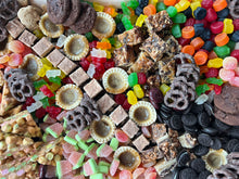 Load image into Gallery viewer, Dessert Boards
