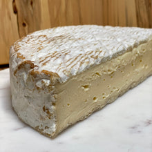 Load image into Gallery viewer, Riopelle de l'Isle (cow)🇨🇦