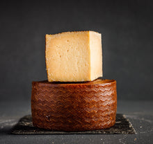 Load image into Gallery viewer, Gran Reserva Manchego Artesano (sheep)🇪🇸