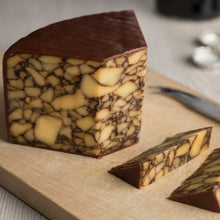 Load image into Gallery viewer, Guiness Cheddar (cow)๐ฎ๐ช