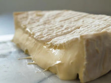 Load image into Gallery viewer, Fromage D’Affinois (cow)🇫🇷