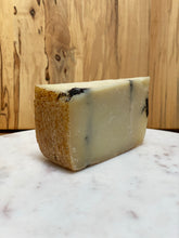 Load image into Gallery viewer, Truffle Moliterno (sheep)🇮🇹