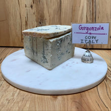Load image into Gallery viewer, Gorgonzola (cow)🇮🇹