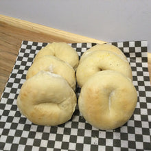 Load image into Gallery viewer, Gryfe's - 6 Bagels
