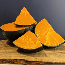 Load image into Gallery viewer, Mimolette (cow)🇫🇷