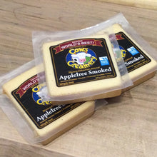 Load image into Gallery viewer, PEI Appletree Smoked Cheddar (cow) 🇨🇦
