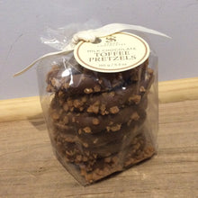 Load image into Gallery viewer, Saxon Milk Chocolate Toffee Pretzels Bag (6pcs)
