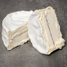 Load image into Gallery viewer, Chateau de Bourgogne aux Truffes (cow)🇫🇷
