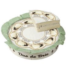 Load image into Gallery viewer, Brie with Truffle (cow)🇫🇷

