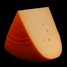 Load image into Gallery viewer, Le Louis Cyr Gouda (cow)🇨🇦
