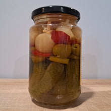 Load image into Gallery viewer, Triana Olive &amp; Pickle Banderillas Picantes/ Spicy Cocktail Sticks 🇪🇸
