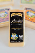 Load image into Gallery viewer, Avonlea Clothbound Cheddar
