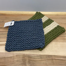 Load image into Gallery viewer, Crocheted Pot Holder
