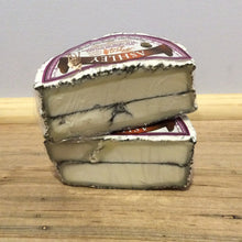 Load image into Gallery viewer, Ashley Goat Cheese 🇨🇦
