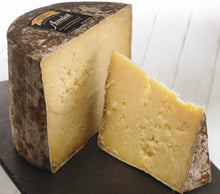 Load image into Gallery viewer, Avonlea Clothbound Cheddar

